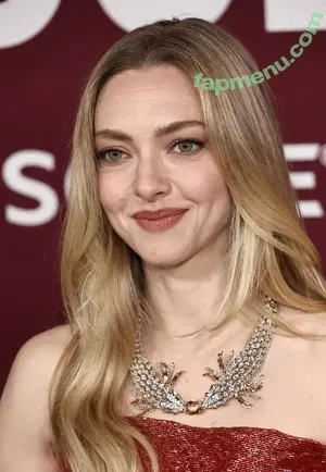 Amanda Seyfried / AmandaSeyfried / mingey nude photo #1189