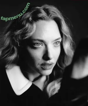 Amanda Seyfried / AmandaSeyfried / mingey nude photo #1278