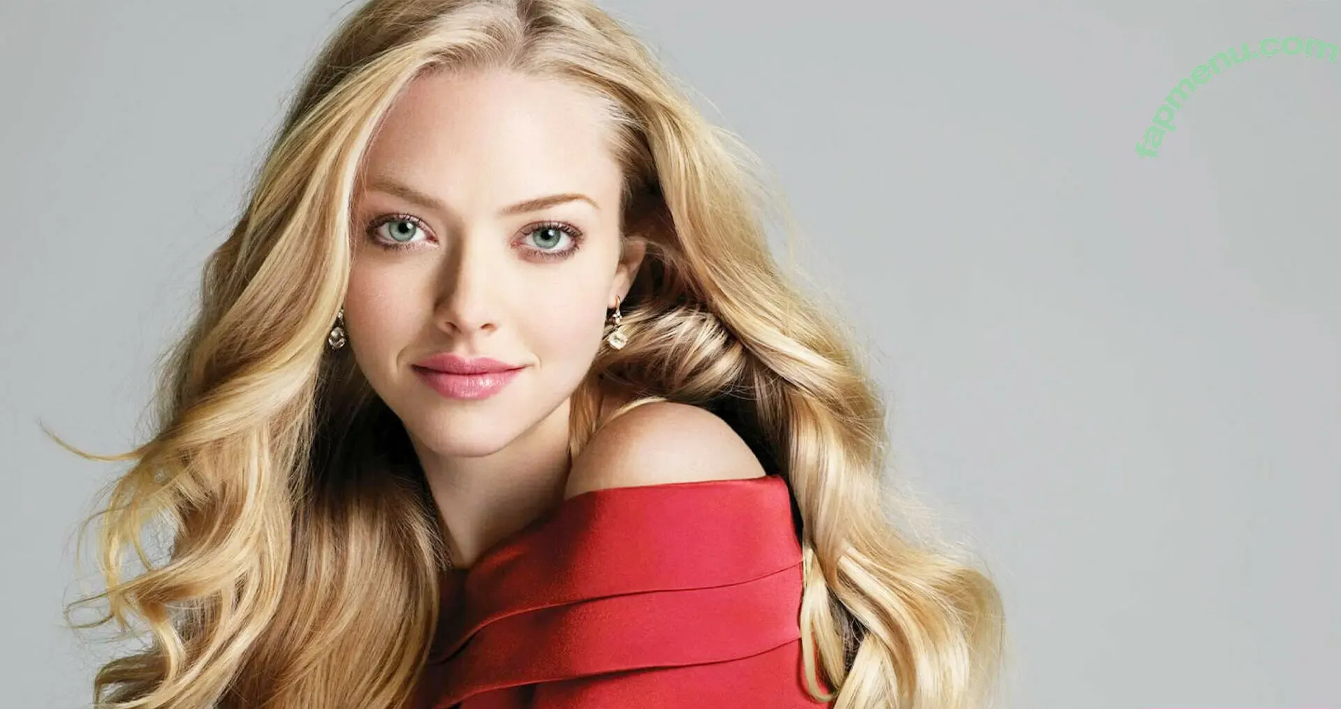 Amanda Seyfried nude photo #1027 (AmandaSeyfried / mingey)