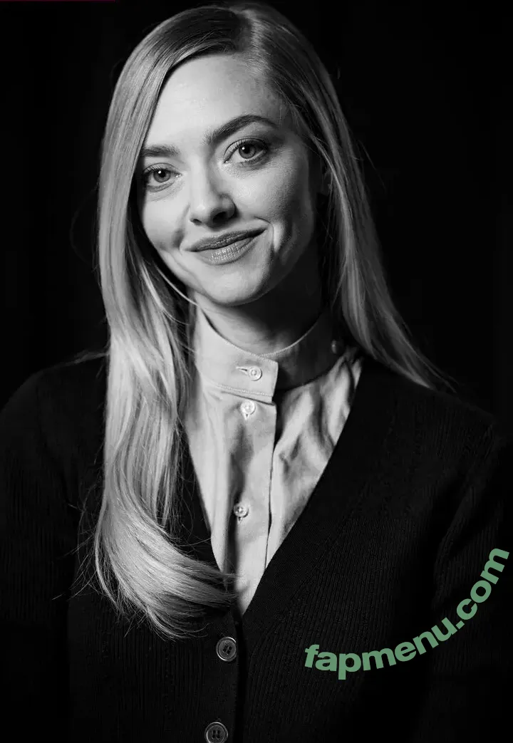 Amanda Seyfried nude photo #1042 (AmandaSeyfried / mingey)