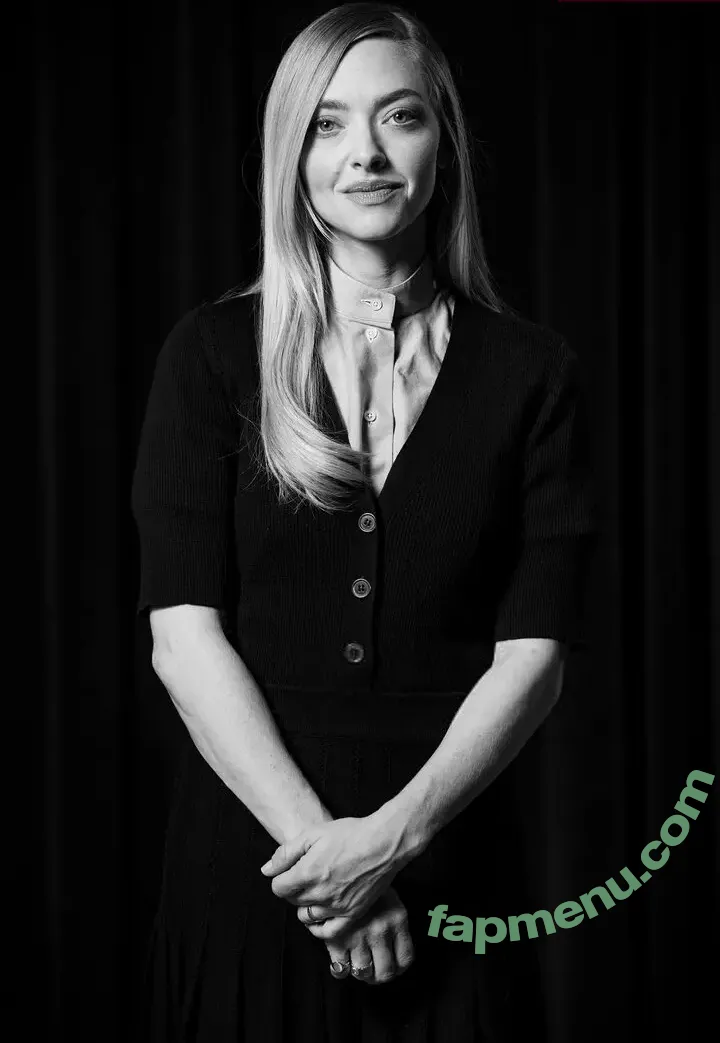 Amanda Seyfried nude photo #1049 (AmandaSeyfried / mingey)