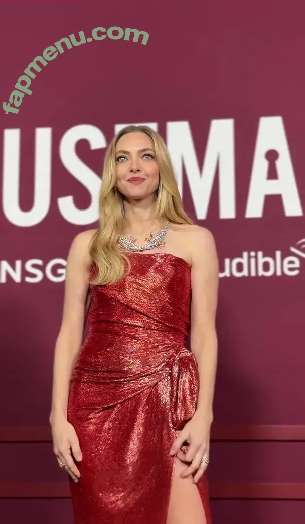 Amanda Seyfried nude photo #1212 (AmandaSeyfried / mingey)