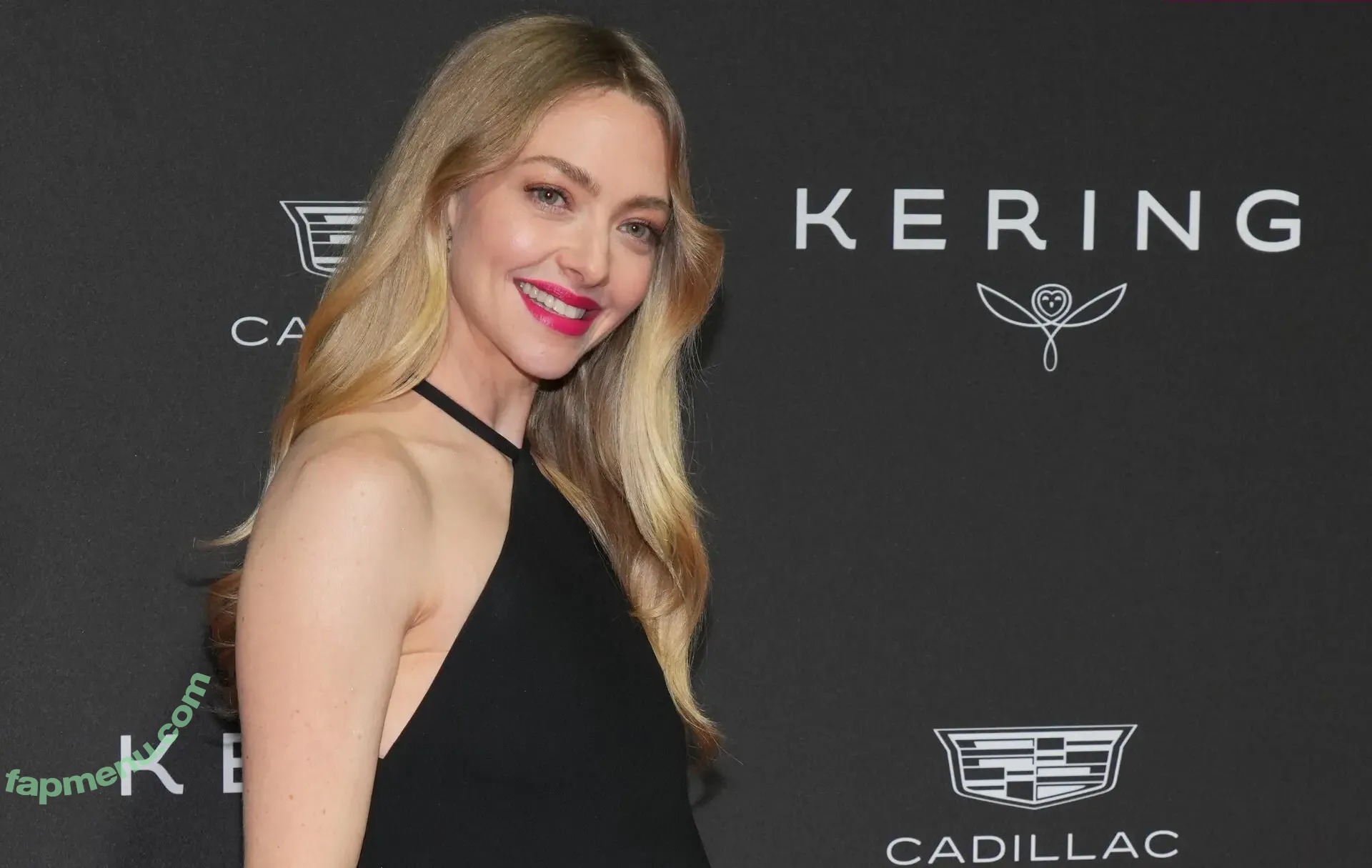 Amanda Seyfried nude photo #1235 (AmandaSeyfried / mingey)