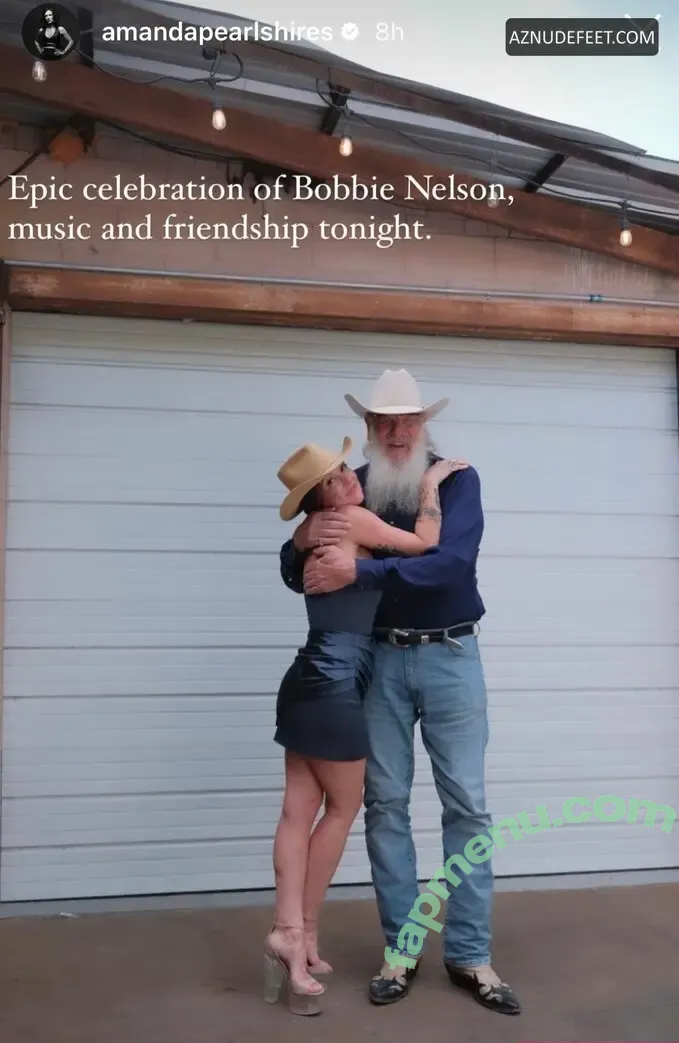 Amanda Shires nude photo #0064 (amandapearlshires)