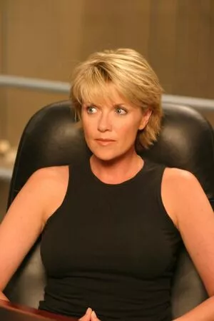 Amanda Tapping / amandatapping / reallivsmum nude photo #0085