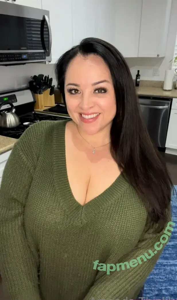 amandathickk nude photo #0026 (amandathick)