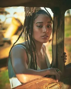 Amandla Stenberg / amandlastenberg nude photo #0046