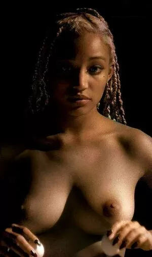 Amandla Stenberg / amandlastenberg nude photo #0050