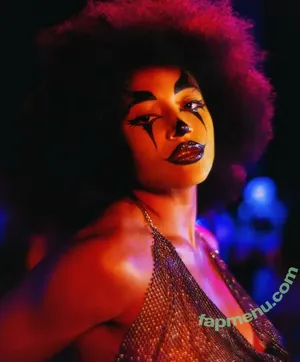Amandla Stenberg / amandlastenberg nude photo #0135