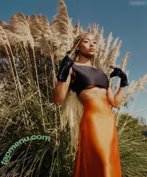 Amandla Stenberg / amandlastenberg nude photo #0139
