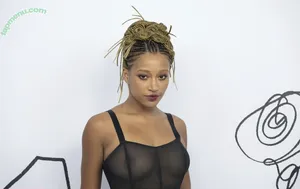 Amandla Stenberg / amandlastenberg nude photo #0171