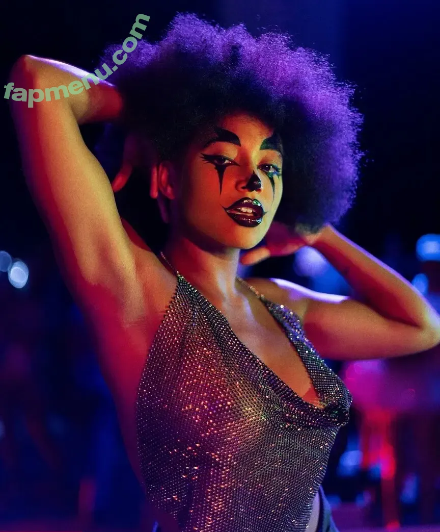 Amandla Stenberg nude photo #0133 (amandlastenberg)