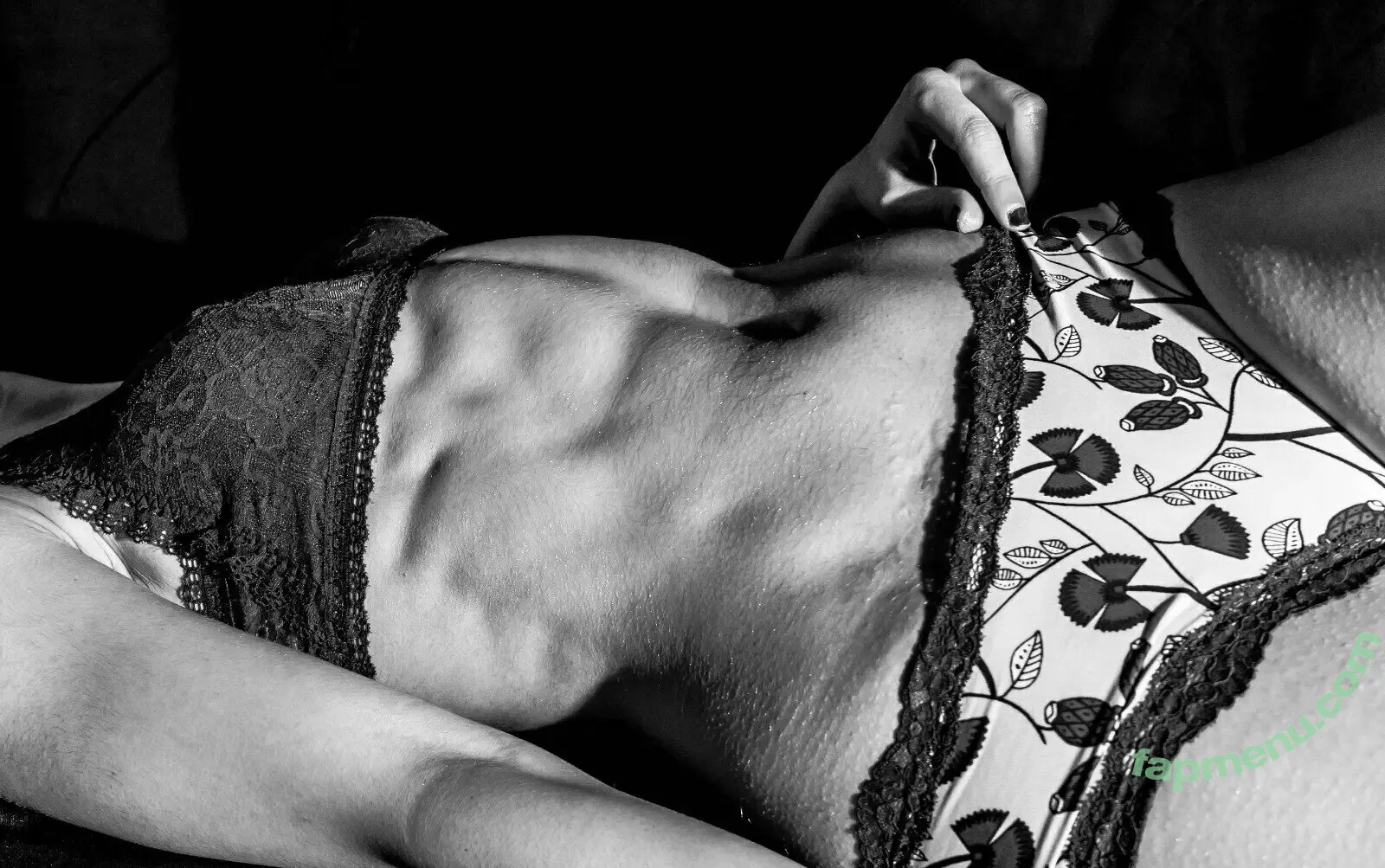 amantedelfitness nude photo #0007 (chriskaku5)