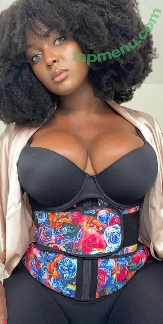 Amara La Negra nude photo #0009 (amaralanegraaln)