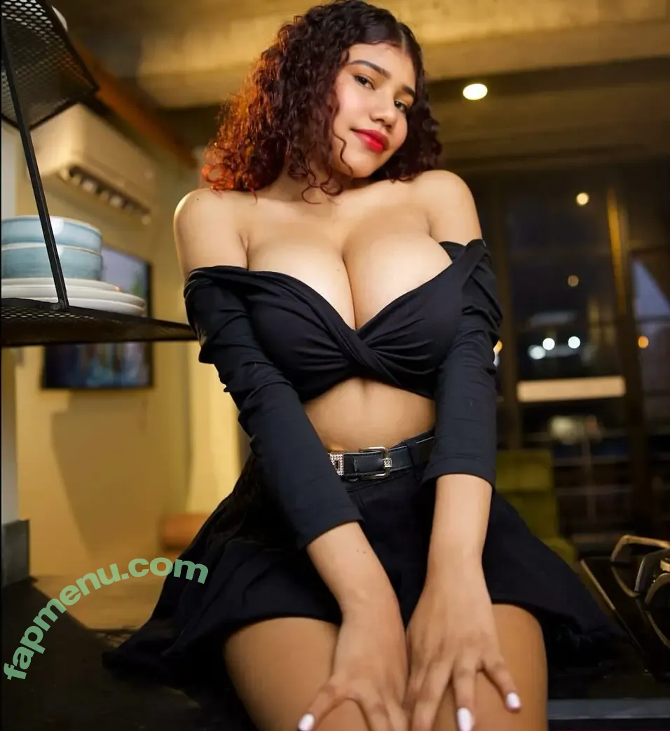 Amara Skye nude photo #0021 (ficialamaraskye / officialamaraskye)