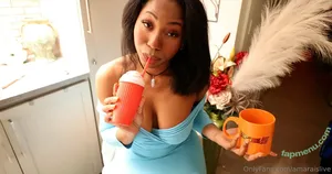 amaraislive / amarachikwu nude photo #0053