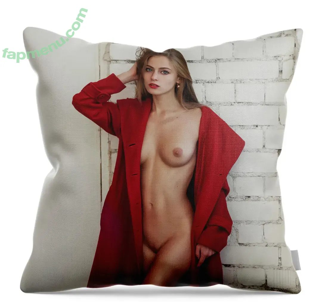 amaranth nude photo #0001 (amaranth)