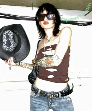 amargo_deleite / thesenatoramidala nude photo #0166