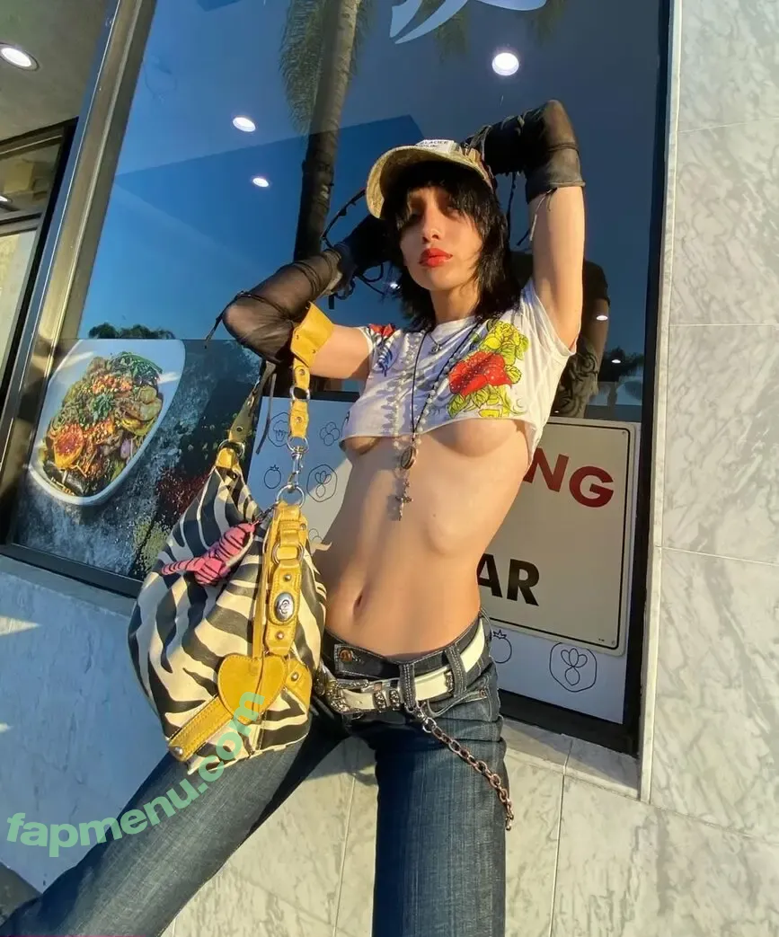 amargo_deleite nude photo #0039 (thesenatoramidala)