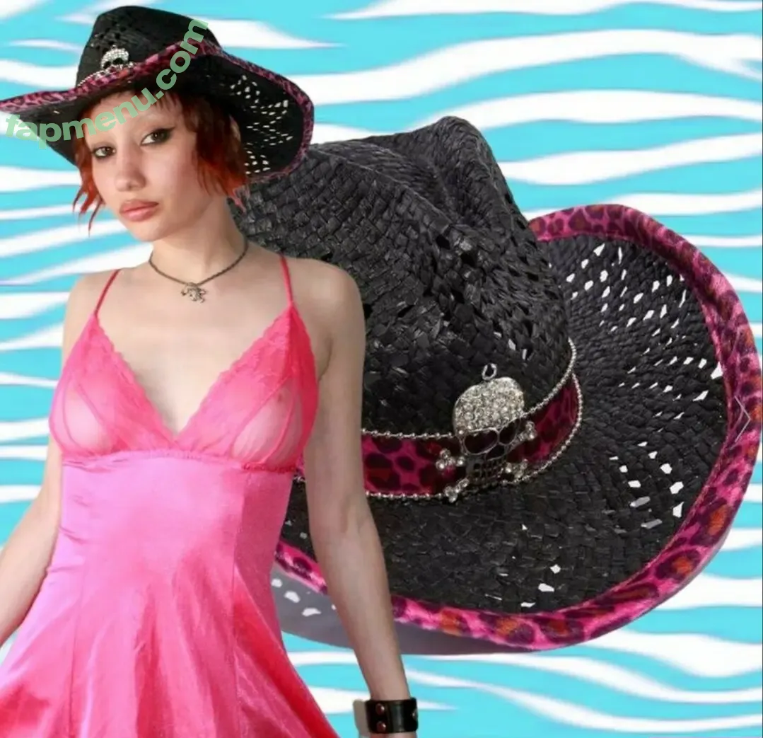 amargo_deleite nude photo #0057 (thesenatoramidala)