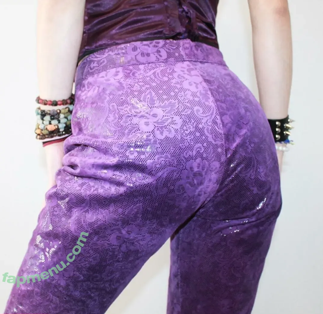 amargo_deleite nude photo #0090 (thesenatoramidala)