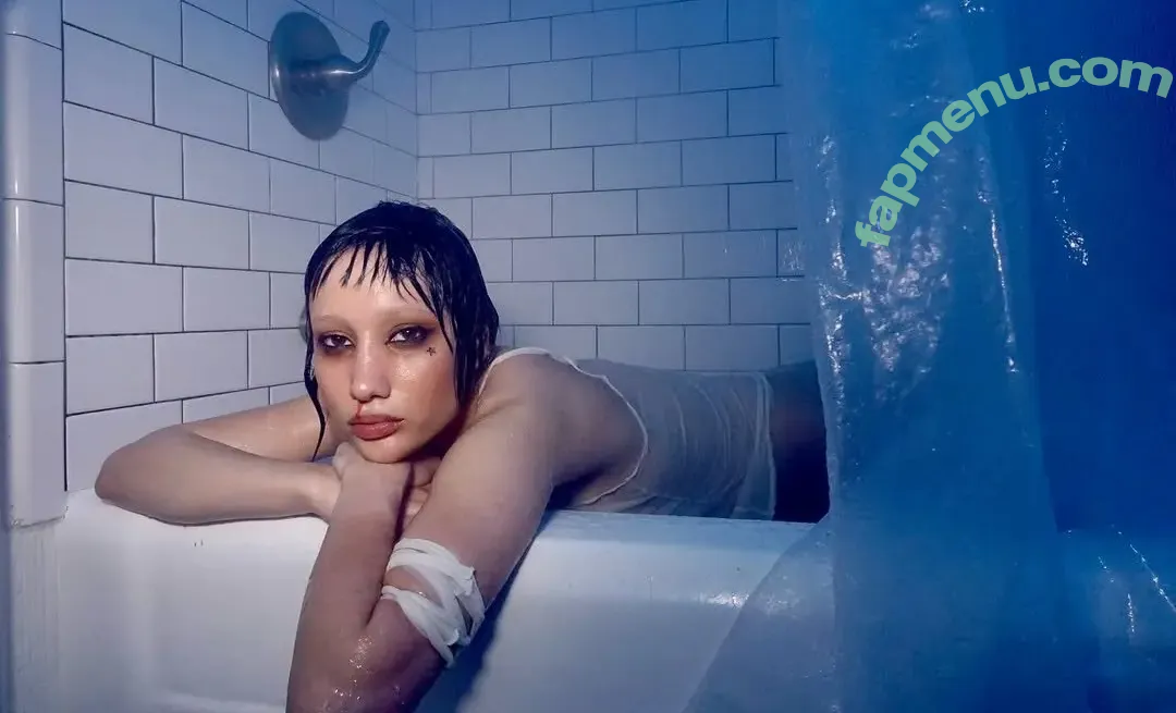 amargo_deleite nude photo #0135 (thesenatoramidala)