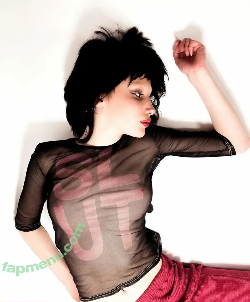 amargo_deleite nude photo #0143 (thesenatoramidala)