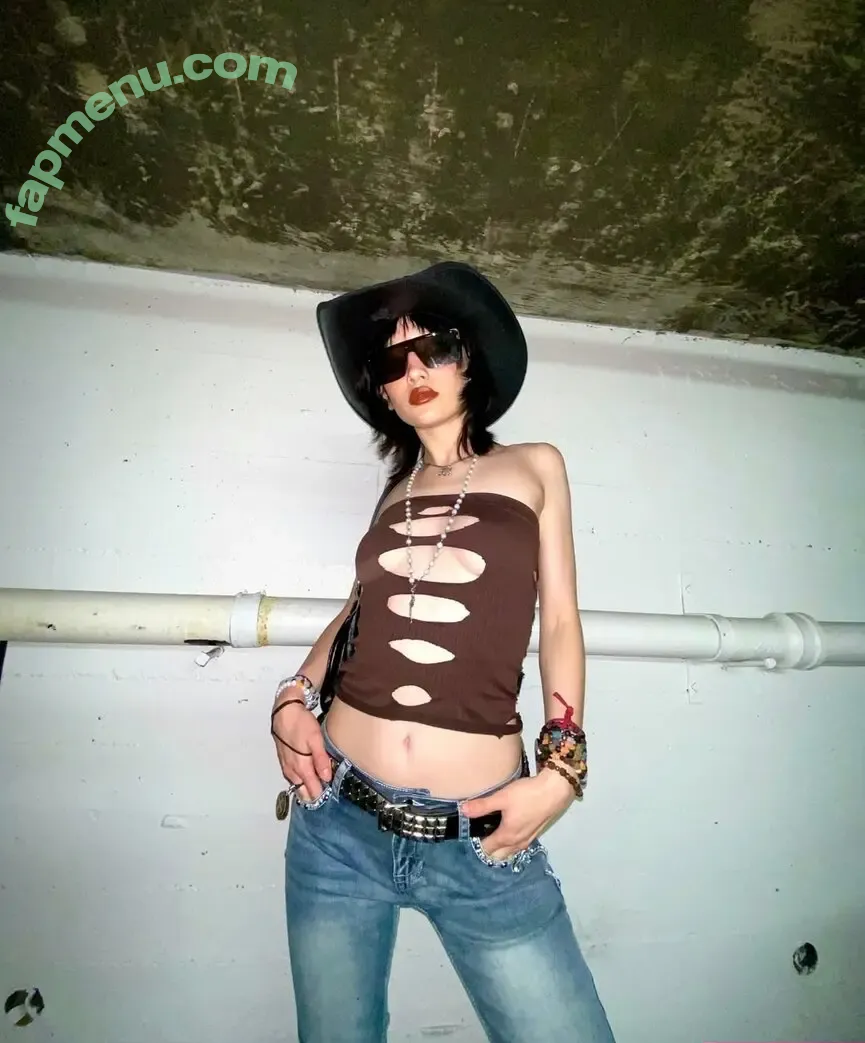 amargo_deleite nude photo #0161 (thesenatoramidala)