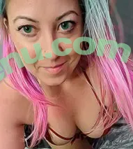 Amateur Streamers nude photo #0068 (radiatedfox)