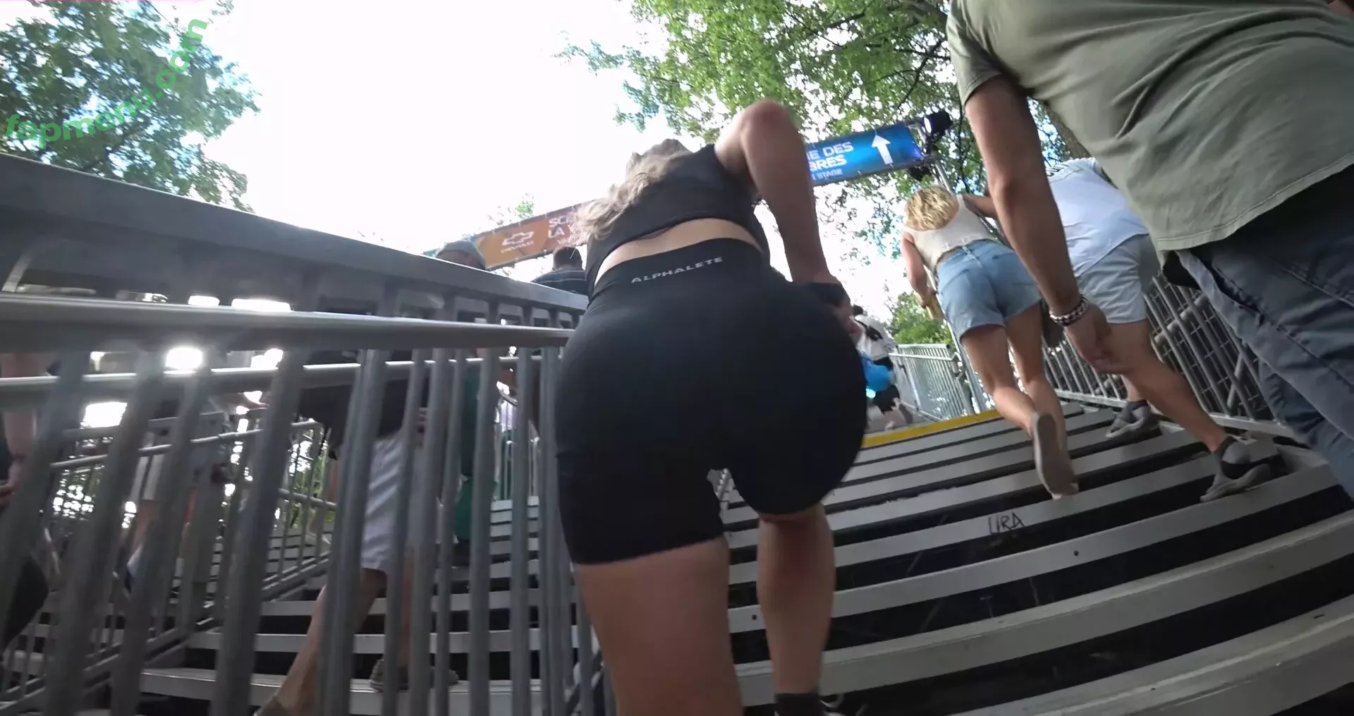 Amateur Voyeur nude photo #0095 (Amateur Voyeur)