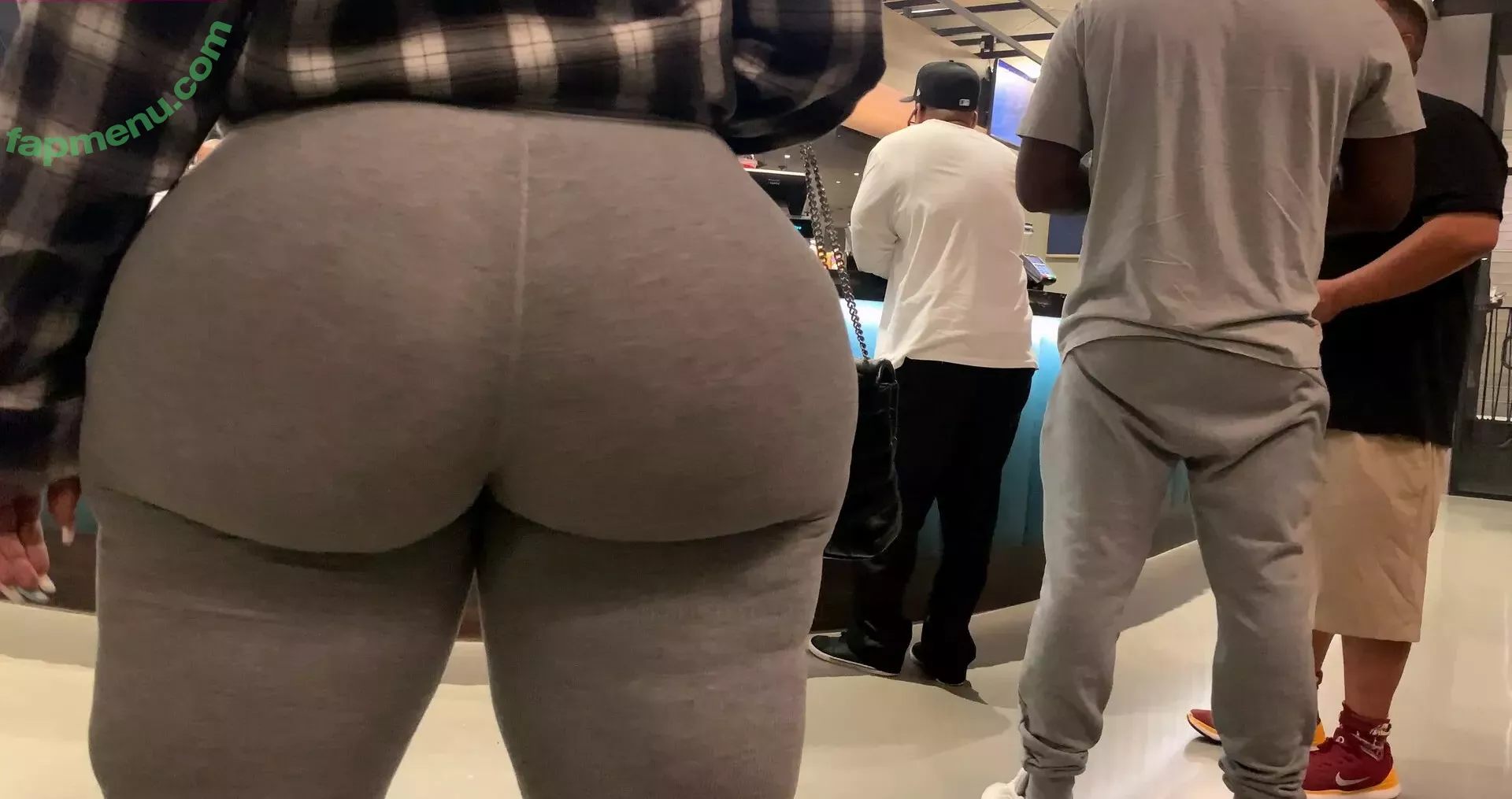 Amateur Voyeur nude photo #0149 (Amateur Voyeur)