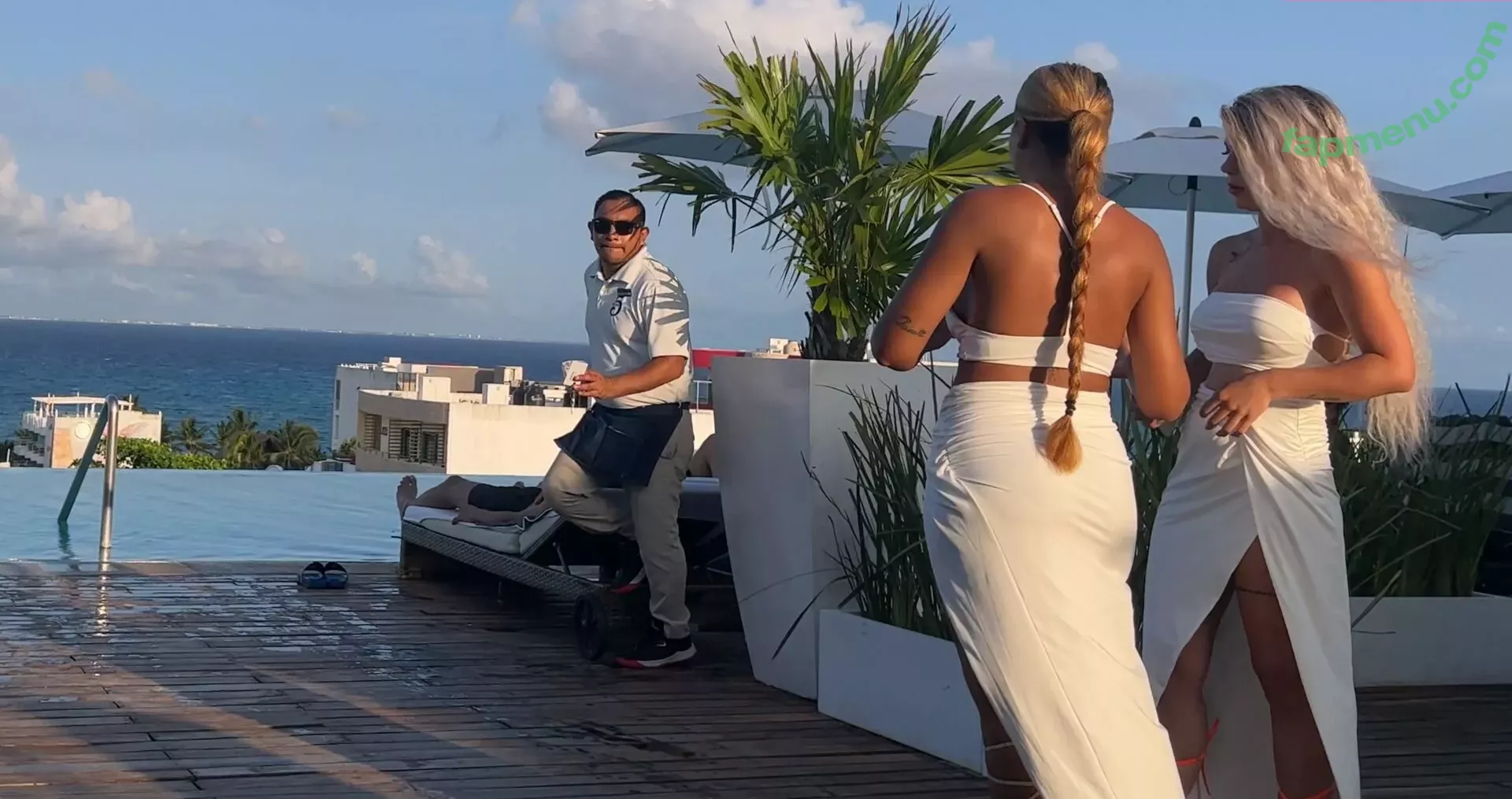 Amateur Voyeur nude photo #0306 (Amateur Voyeur)