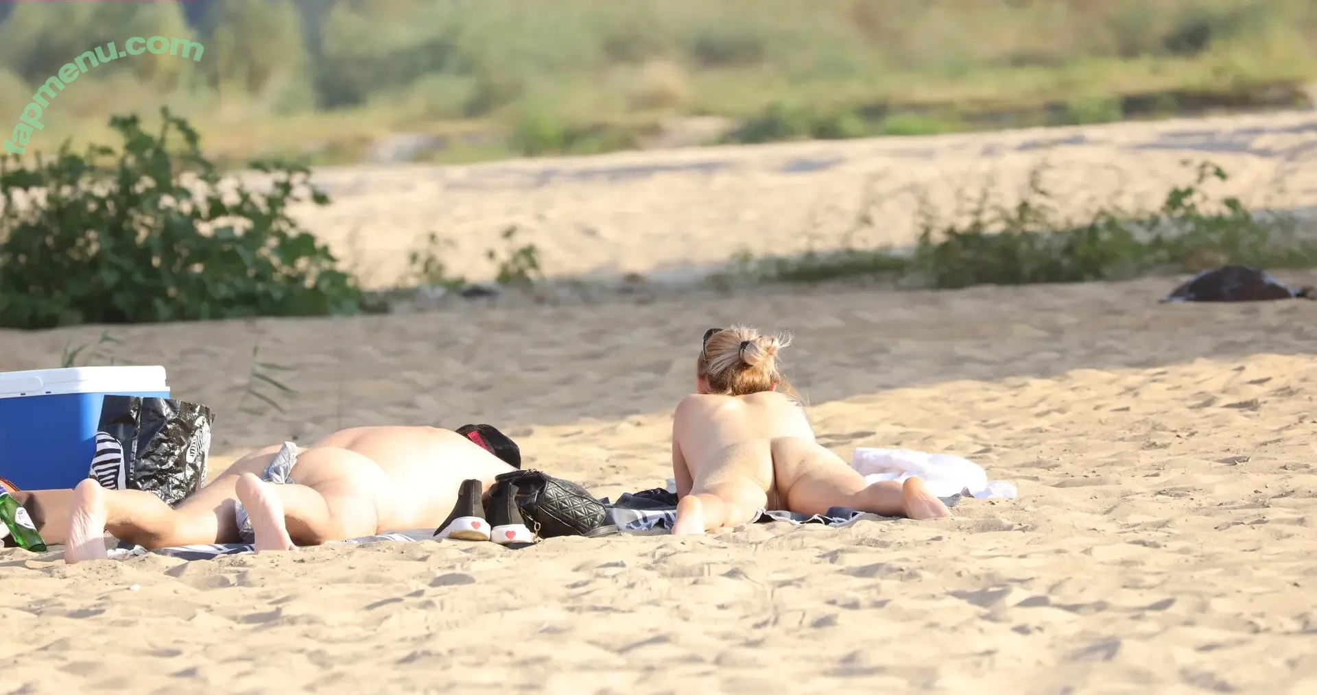 Amateur Voyeur nude photo #0657 (Amateur Voyeur)