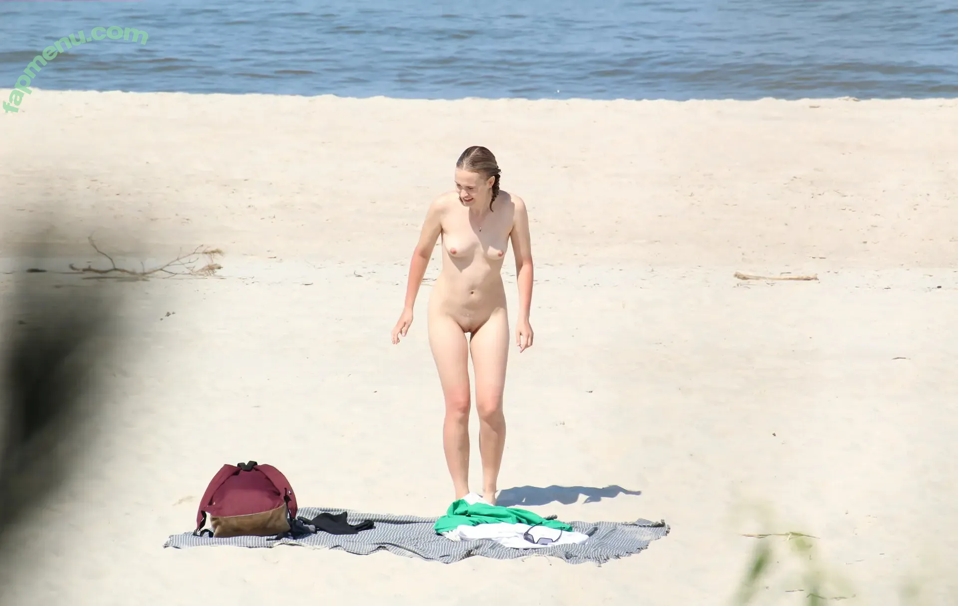 Amateur Voyeur nude photo #0789 (Amateur Voyeur)