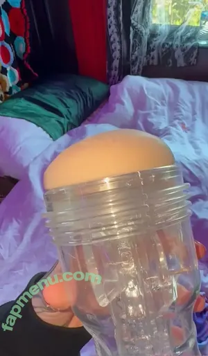 amateuraussie / Sarahsbutton / aussarah1 / crunchymoist nude photo #0590