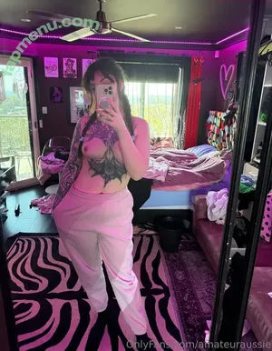 amateuraussie / Sarahsbutton / aussarah1 / crunchymoist nude photo #0613