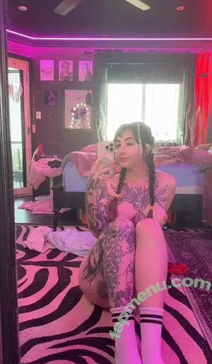 amateuraussie / Sarahsbutton / aussarah1 / crunchymoist nude photo #0614
