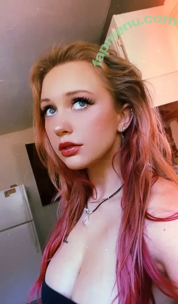 amayaroseee nude photo #0009 (amayaroseee)