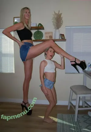 Amazon Allie / Amazonalli32 / alliephunter nude photo #0150