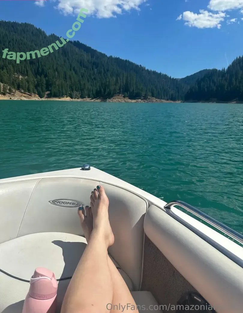 amazonianstoes nude photo #0028 (amazonfeet15)