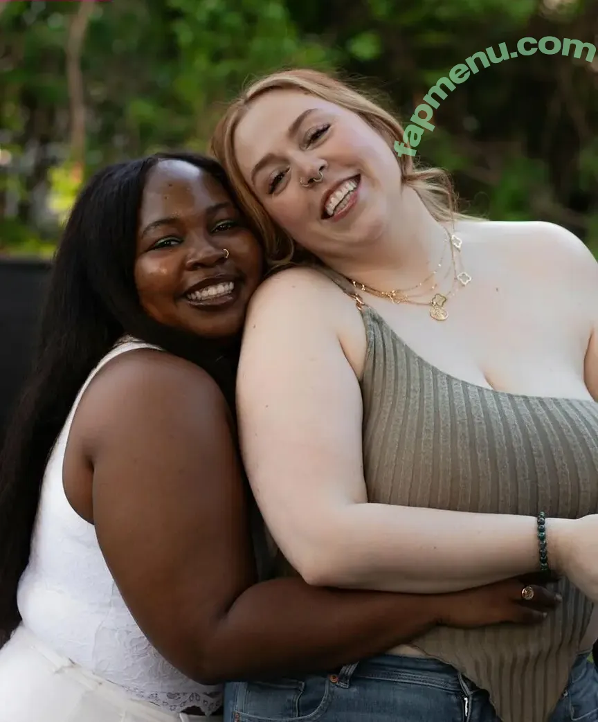 Amber Cherie nude photo #0003 (sowhatitsambzee / xPeachyPrincess)