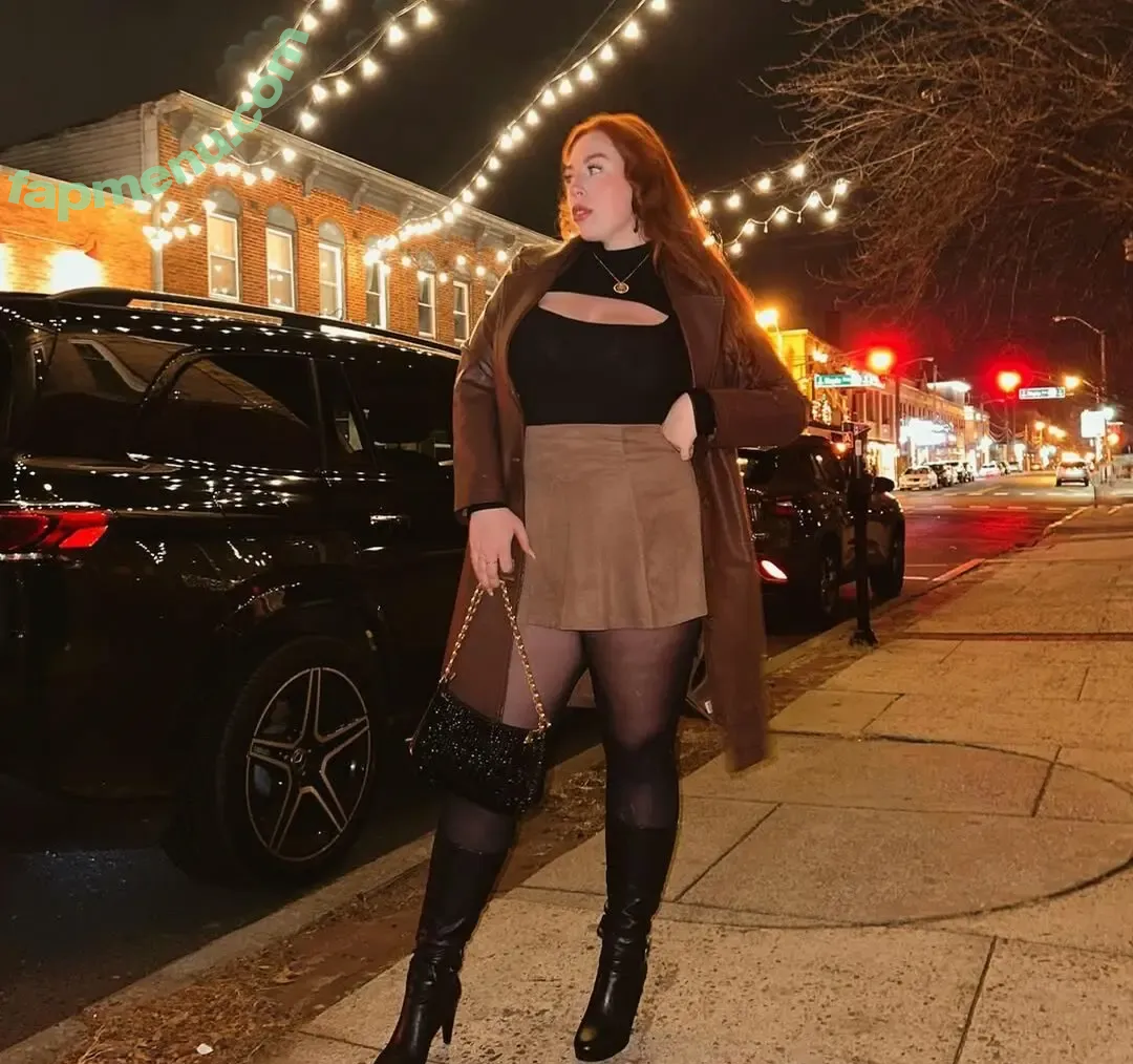 Amber Cherie nude photo #0012 (sowhatitsambzee / xPeachyPrincess)