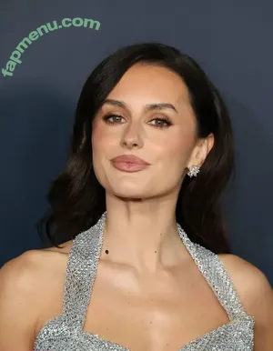 Amber Davies / amb_d nude photo #0215