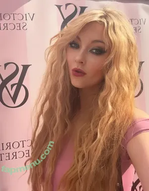 Amber Farndon / amberfarndon / amberfarndonmodel / amberjff nude photo #0071