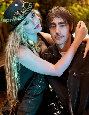 Amber Farndon / amberfarndon / amberfarndonmodel / amberjff nude photo #0072