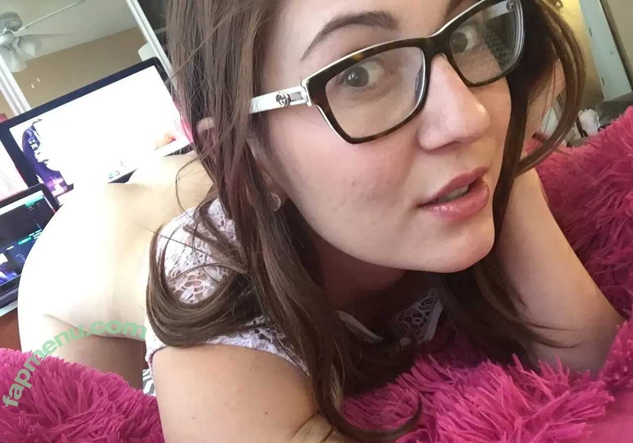 Amber Hahn nude photo #4162 (ImAmberHahn / amberfuckinghahn)
