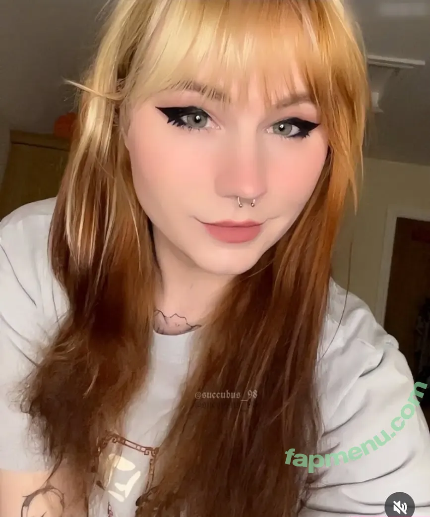 Amber Hawking nude photo #0001 (Amber Hawking)