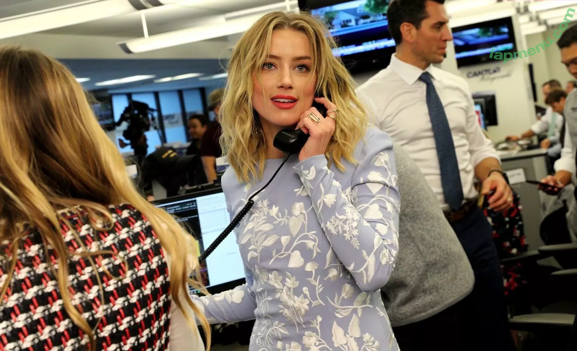 Amber Heard nude photo #0445 (Amberheard / Simp Chat / realamberheard)