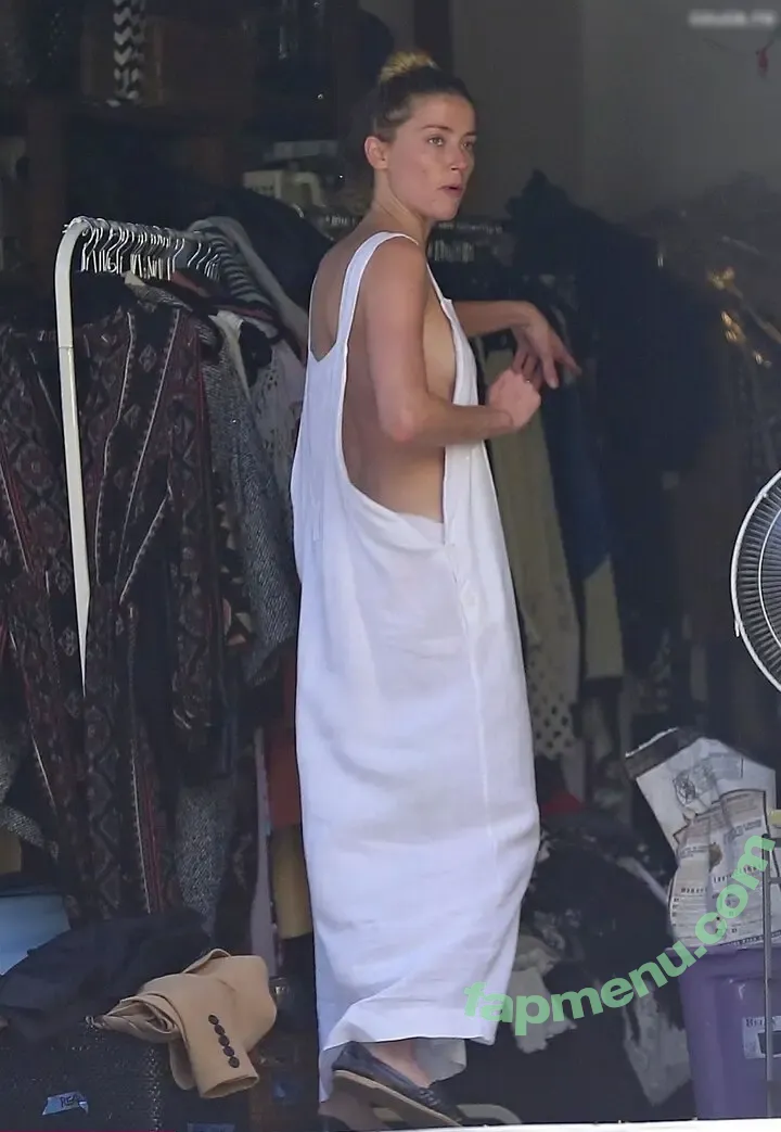 Amber Heard nude photo #1022 (Amberheard / Simp Chat / realamberheard)