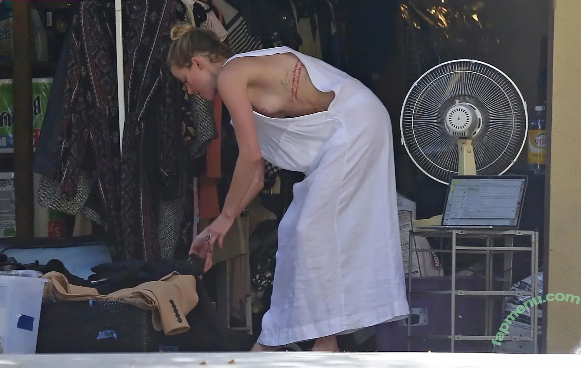 Amber Heard nude photo #1027 (Amberheard / Simp Chat / realamberheard)